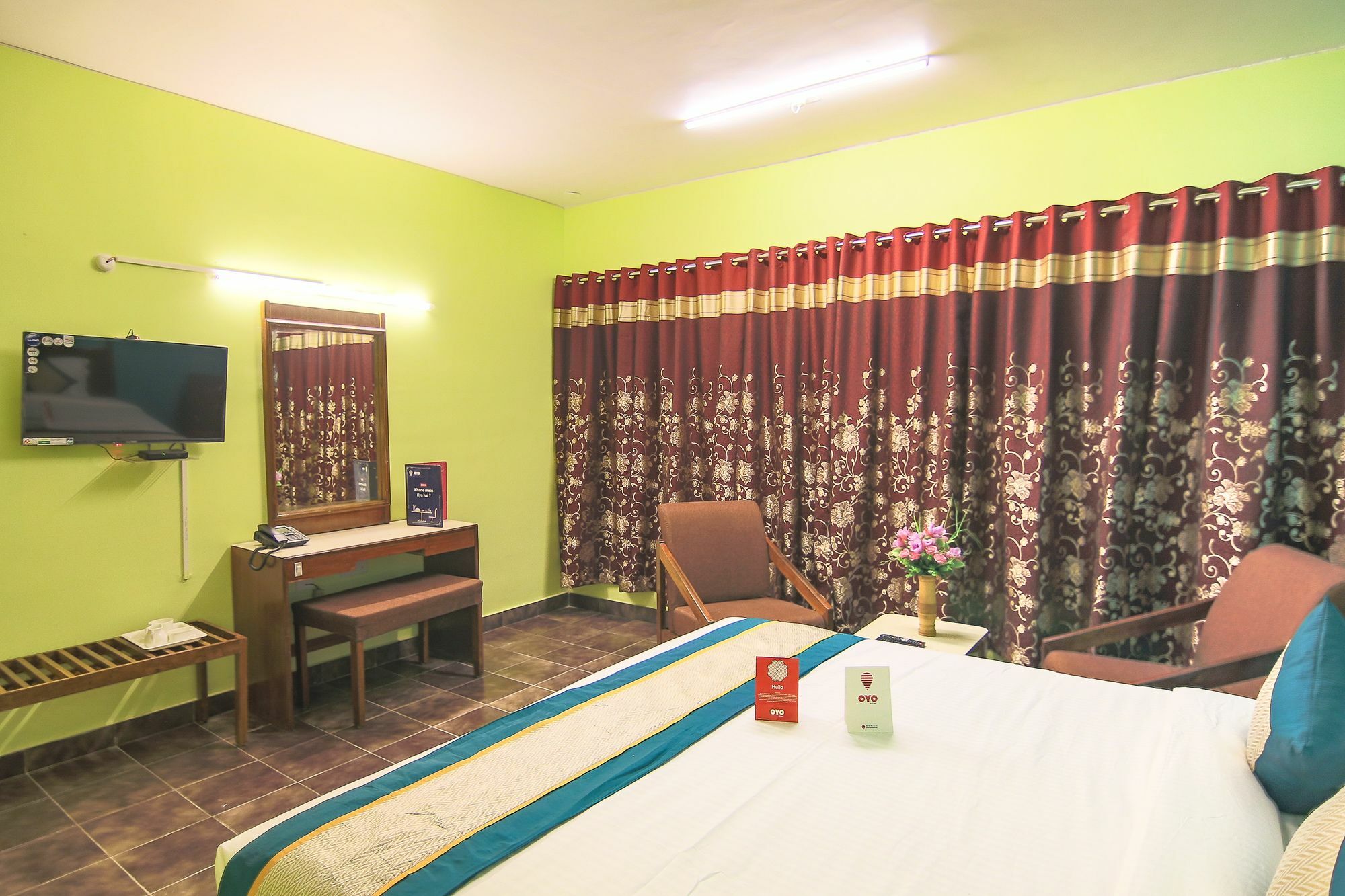Oyo 10709 Hotel Sbt Visakhapatnam Exterior foto
