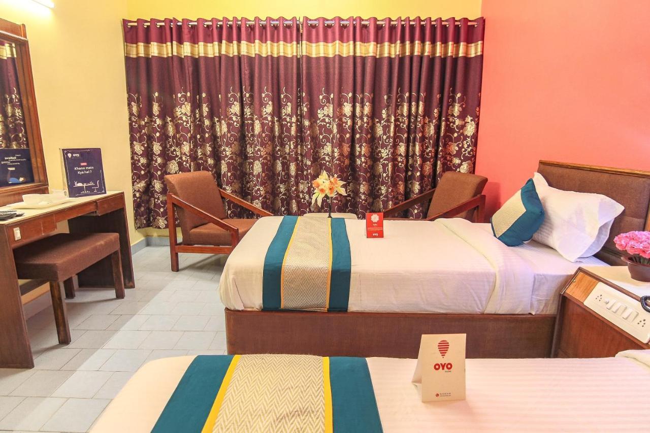 Oyo 10709 Hotel Sbt Visakhapatnam Exterior foto
